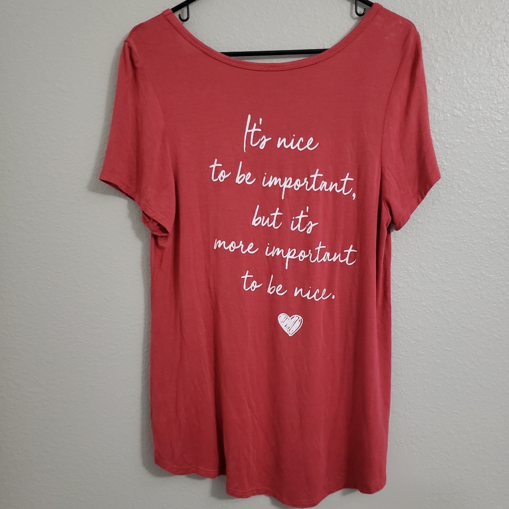 NICE graphic t shirt. Size XL